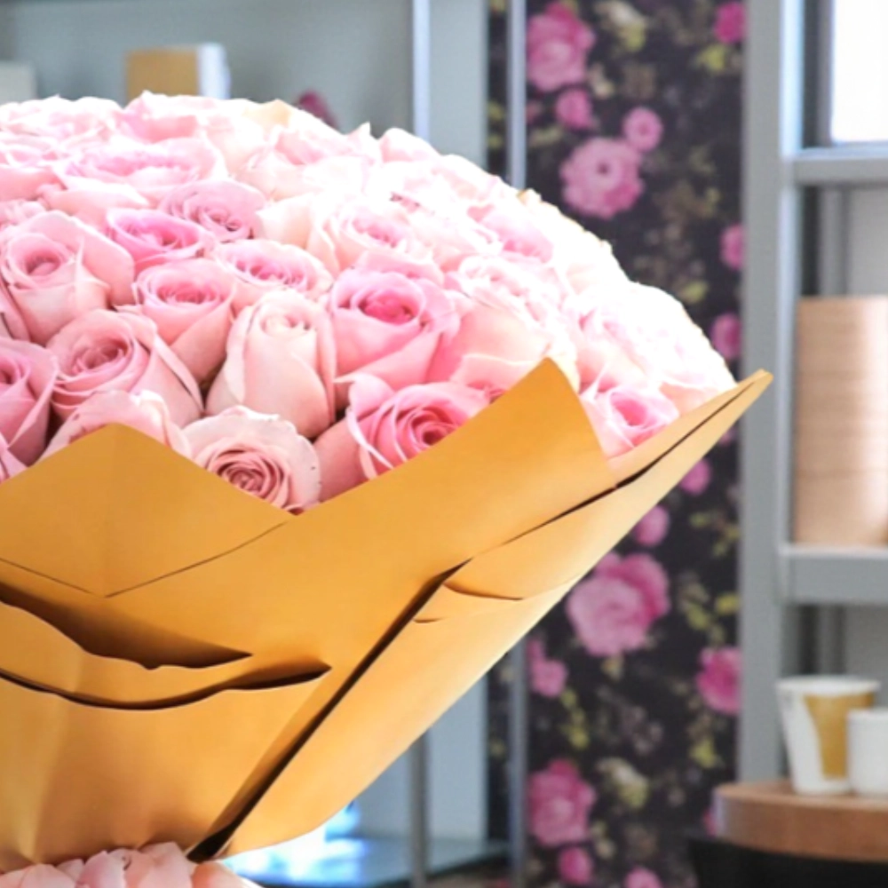 100-pink-rose-bouquet_2
