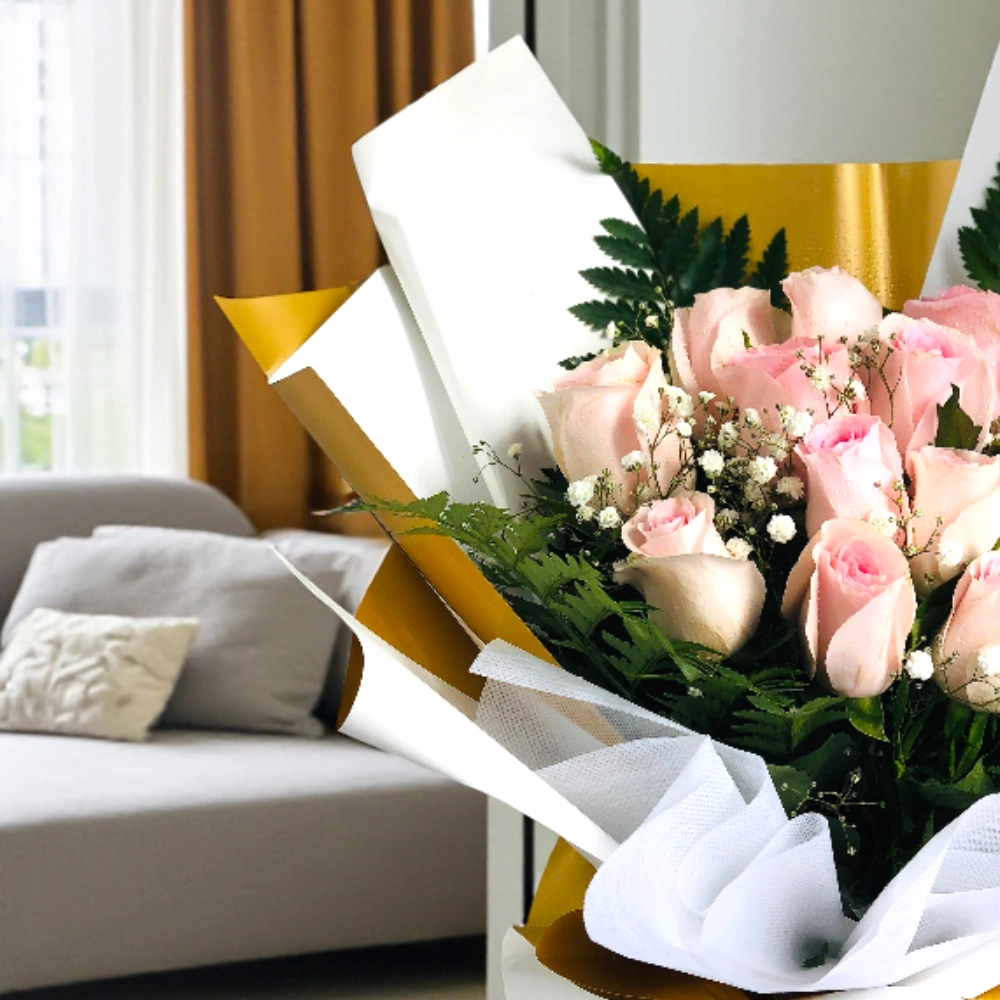 12 Pink Rose Bouquet