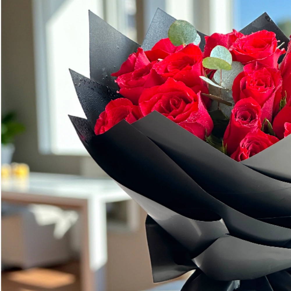 25 red rose bouquet with nice wrapping
