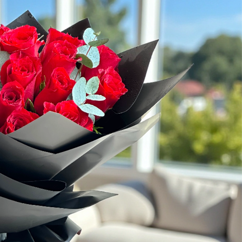 25 red rose bouquet with nice wrapping