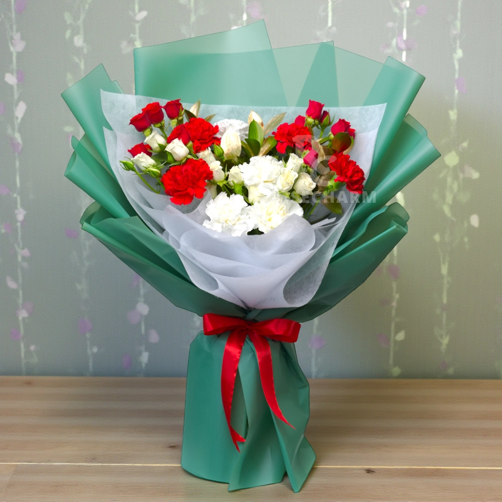 Christmas Mixed Flower Bouquet