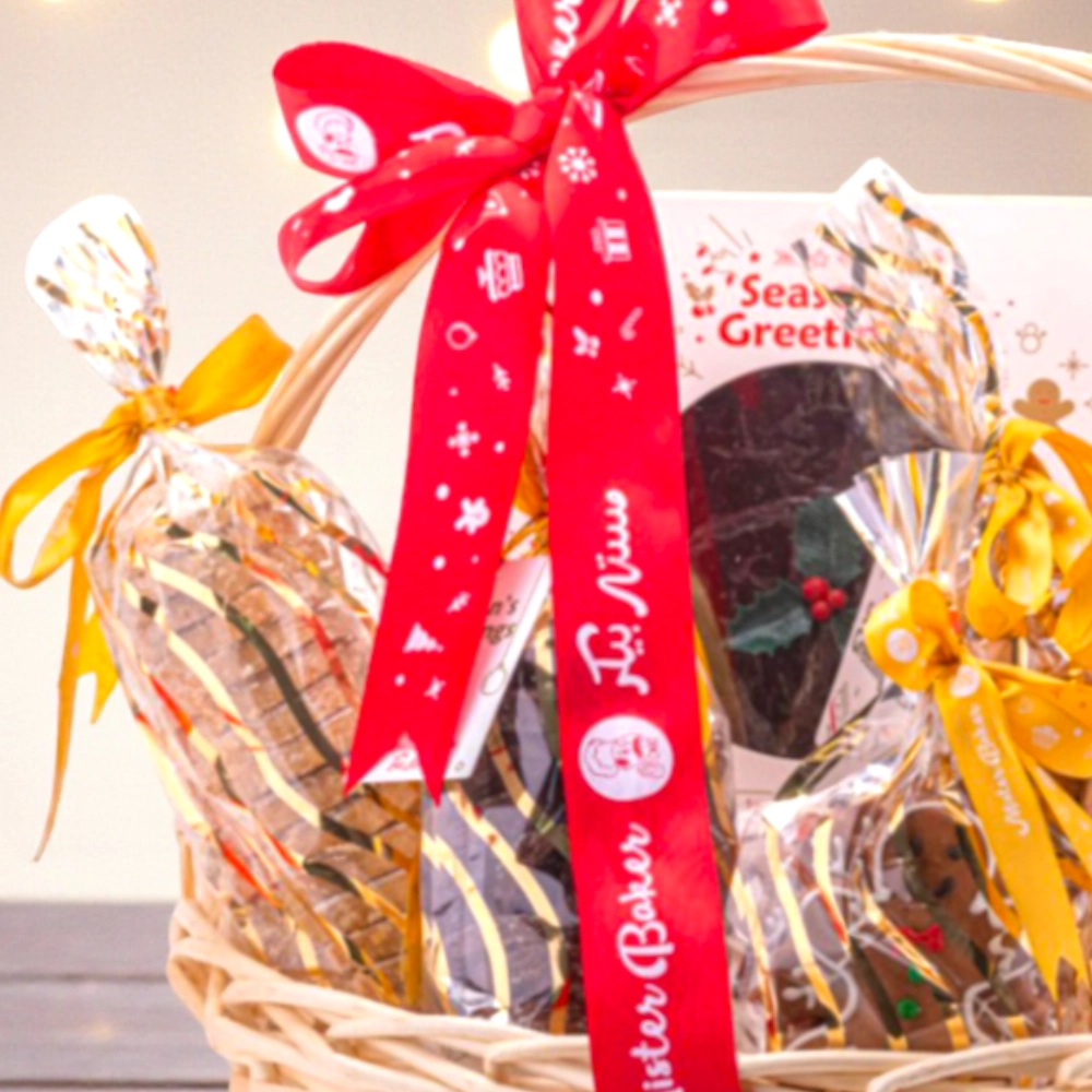Christmas Bakery Big Basket