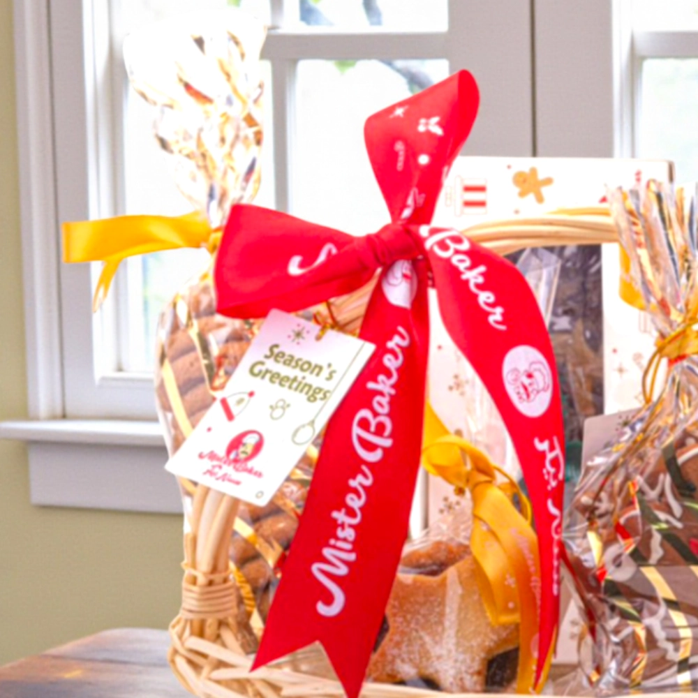 Christmas Bakery Small Basket