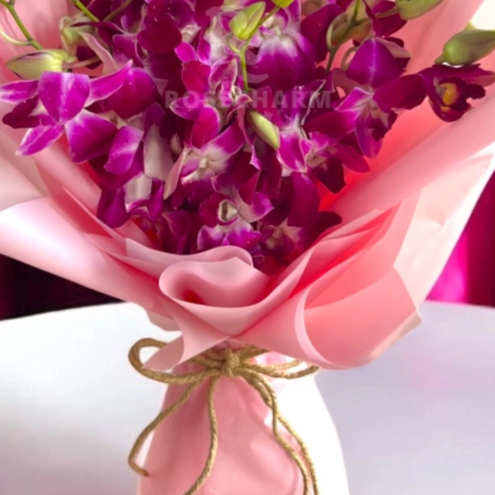 Bouquet of pink dendrobium orchids